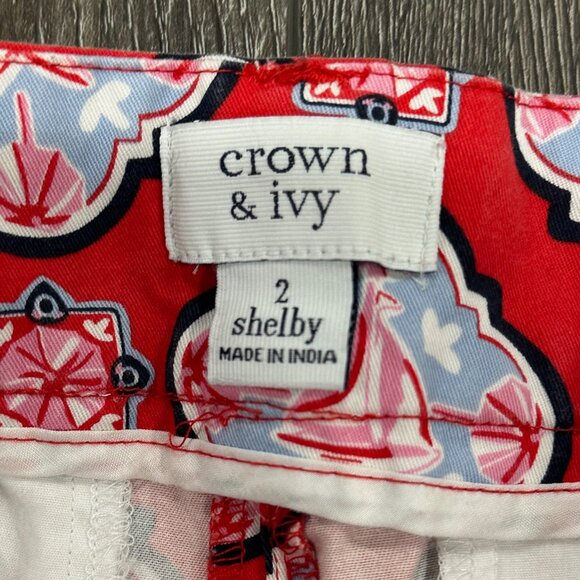 Crown & Ivy Red, White, & Blue Beach Pattern Scalloped Shorts, Size 2 - Picture 6 of 10
